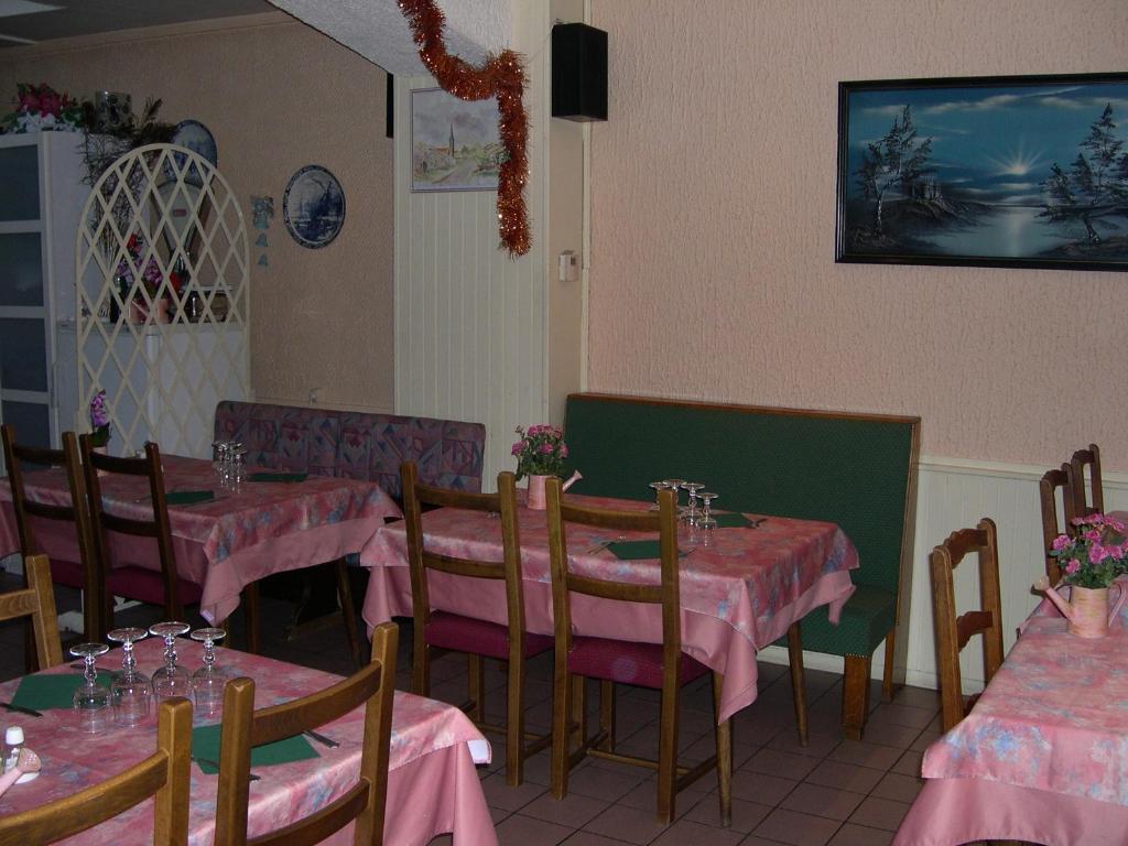Hotel Restaurant De La Poste A Gérardmer Exterior foto