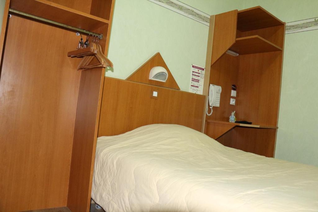 Hotel Restaurant De La Poste A Gérardmer Habitación foto
